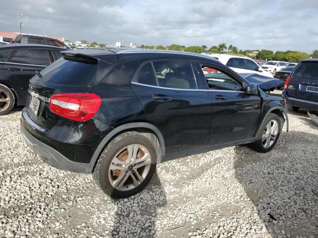 VIN WDCTG4EB6JJ493893 2018 MERCEDES-BENZ GLA-CLASS no.3