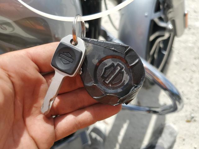 2019 HARLEY-DAVIDSON FXLR 1HD1YNJ27KB025848