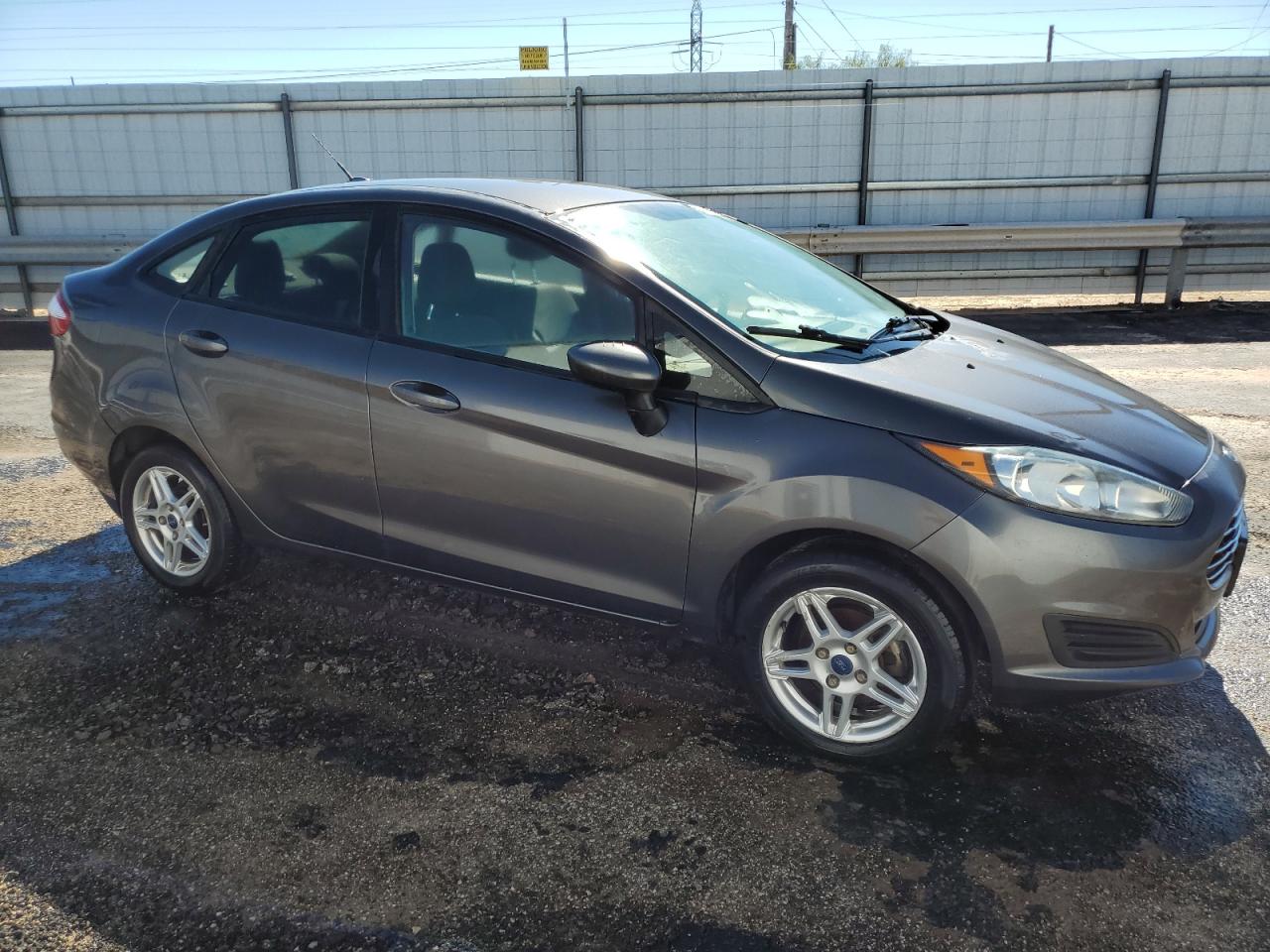 Lot #3029624096 2017 FORD FIESTA SE