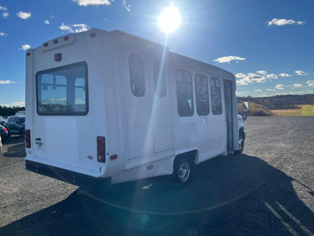 FORD ECONOLINE 2008 white cutaway gas 1FD3E35S88DA18157 photo #4