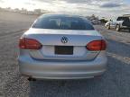 VOLKSWAGEN JETTA SE photo