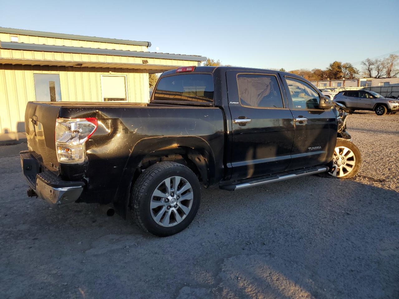 Lot #3030704111 2011 TOYOTA TUNDRA CRE