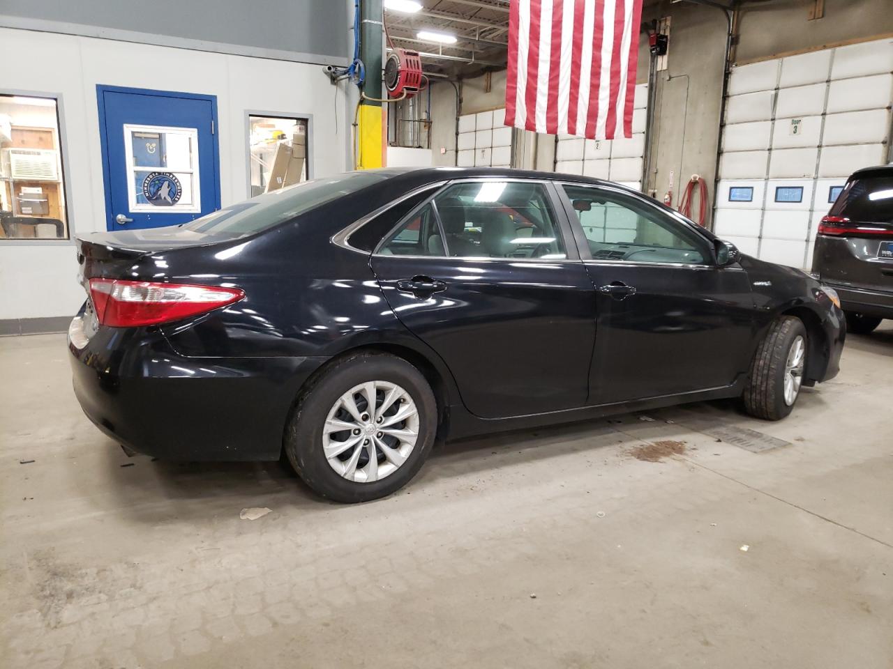 Lot #2988565295 2017 TOYOTA CAMRY HYBR