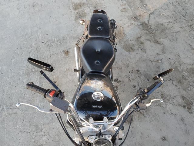 2002 SUZUKI GZ250 VTTNJ48A622100423