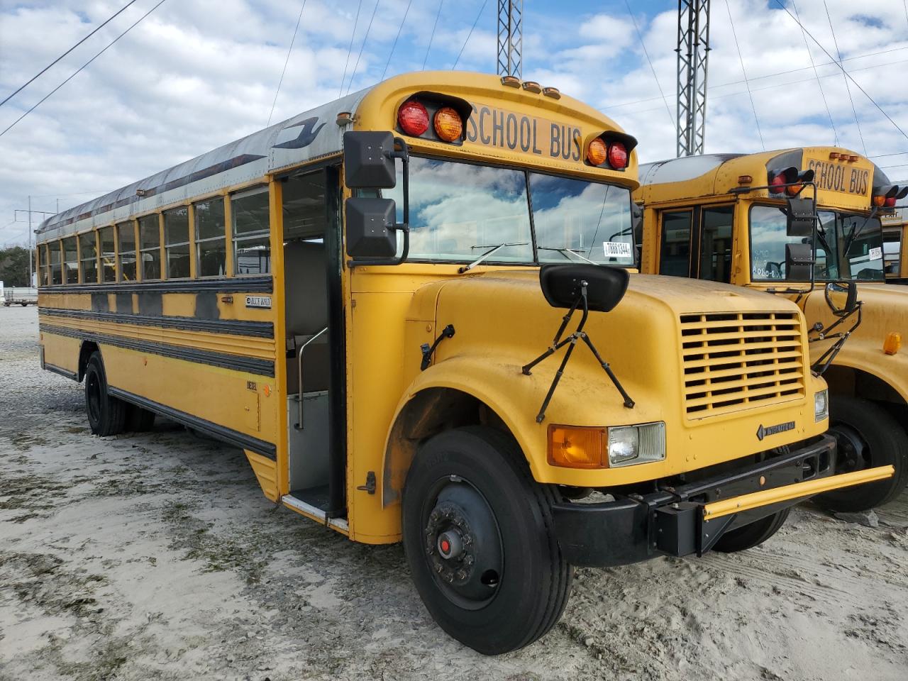 International 3700 1990 FBC Bus Chassis