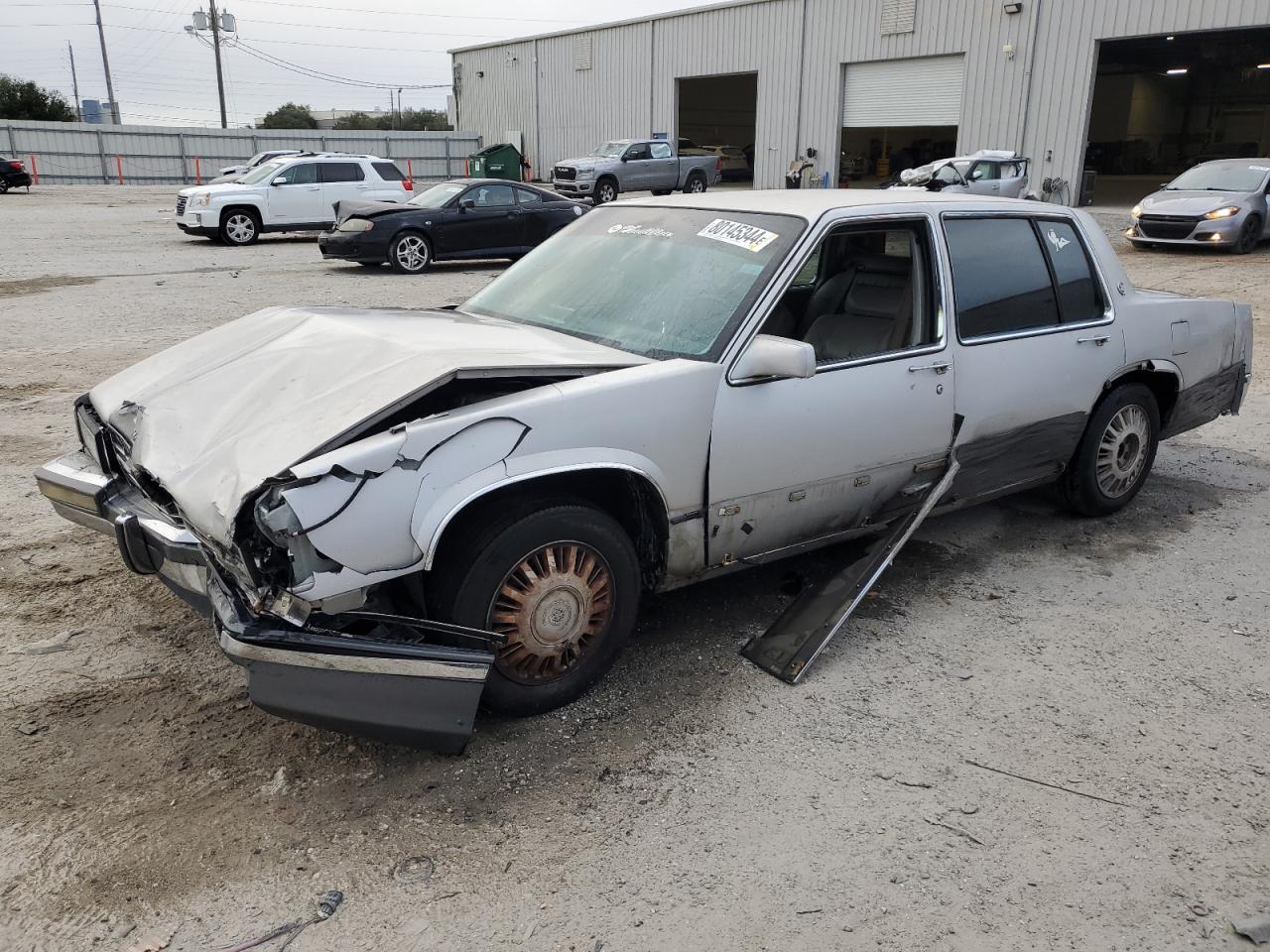 Lot #2979446698 1993 CADILLAC DEVILLE