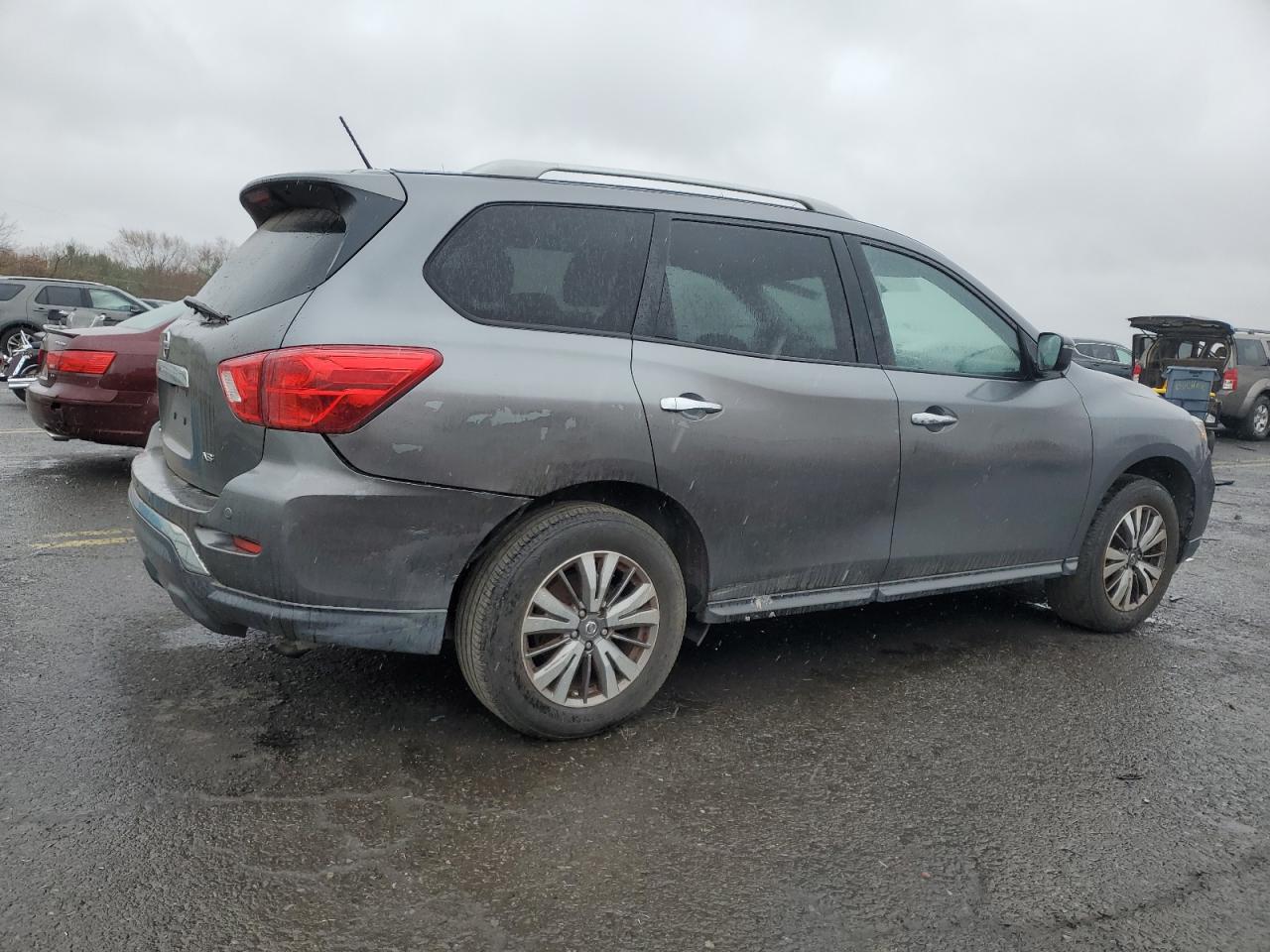 Lot #3008700104 2018 NISSAN PATHFINDER