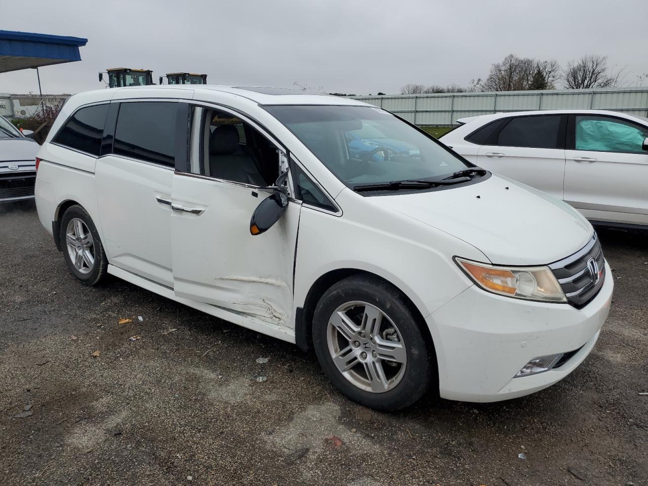 Lot #2986847171 2011 HONDA ODYSSEY TO