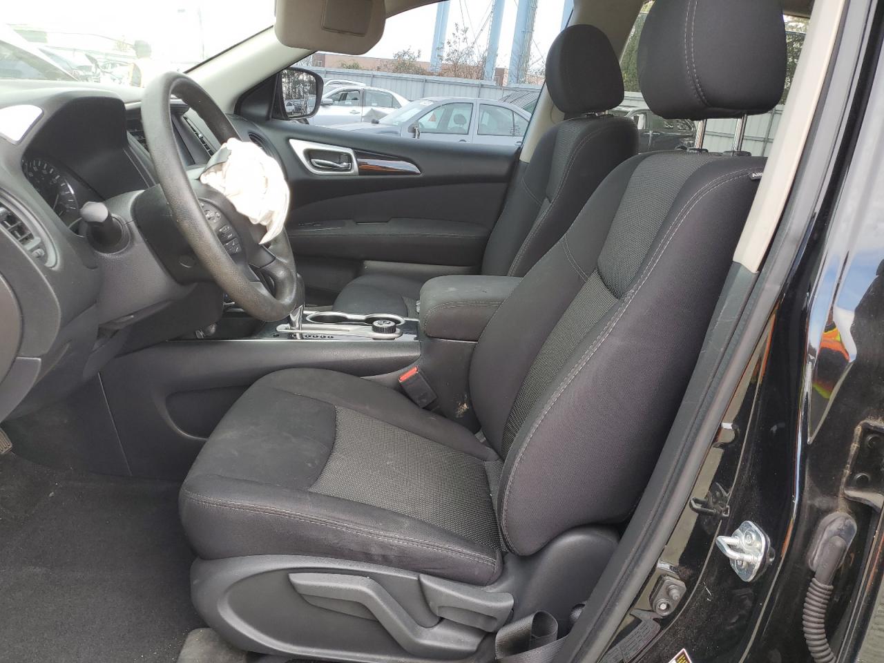Nissan Pathfinder 2017