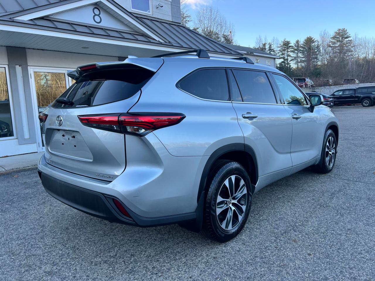 Lot #2974524471 2021 TOYOTA HIGHLANDER