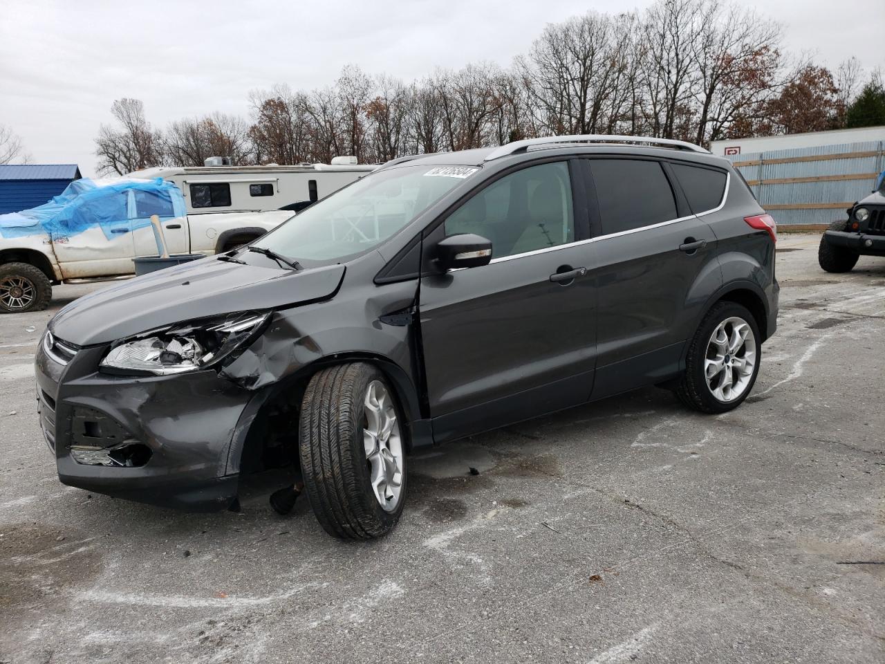  Salvage Ford Escape