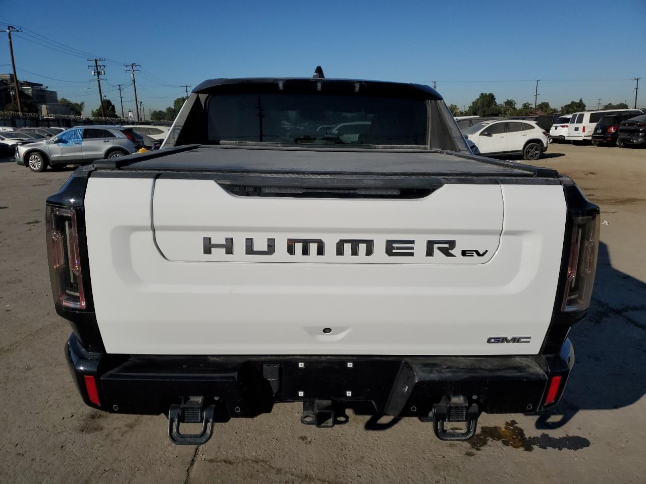 Lot #2996126402 2023 GMC HUMMER PIC