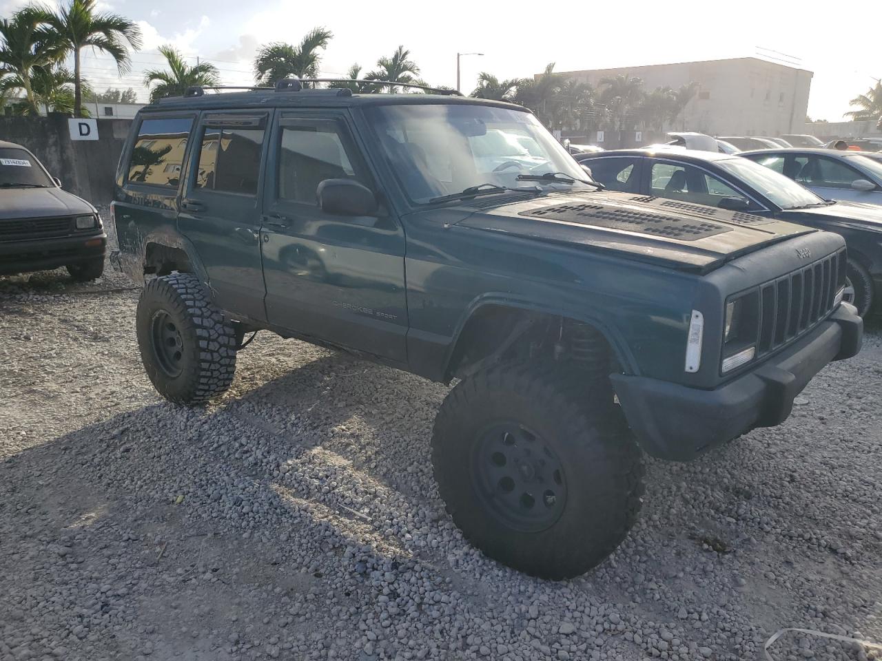 Lot #3027013837 1998 JEEP CHEROKEE