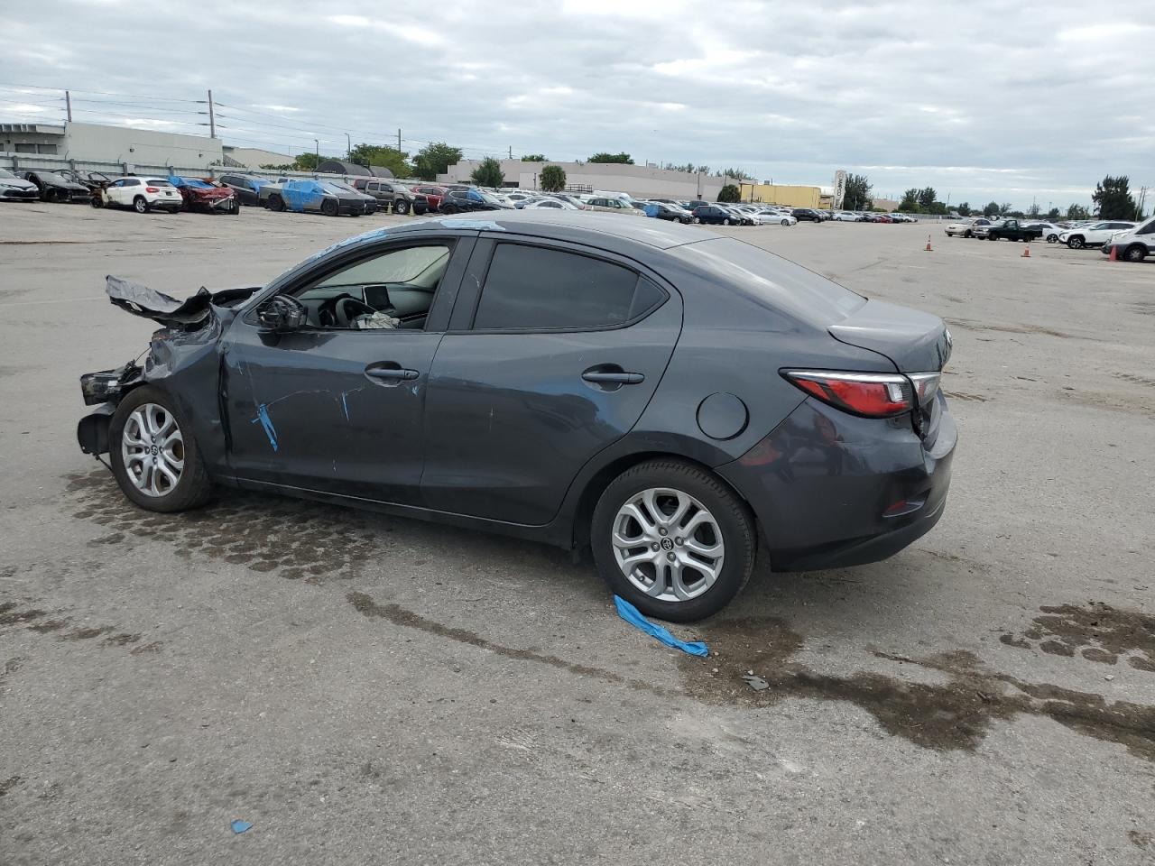 Lot #2985978168 2018 TOYOTA YARIS IA