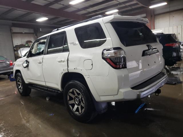2022 TOYOTA 4RUNNER SR - JTERU5JR1N6081693