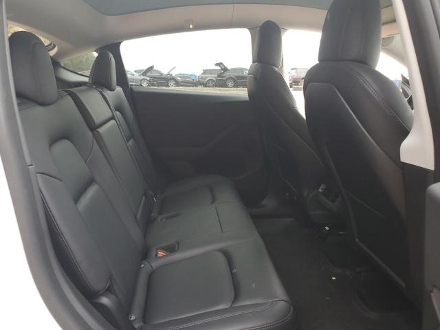 2022 TESLA MODEL Y - 7SAYGDEE8NF316106