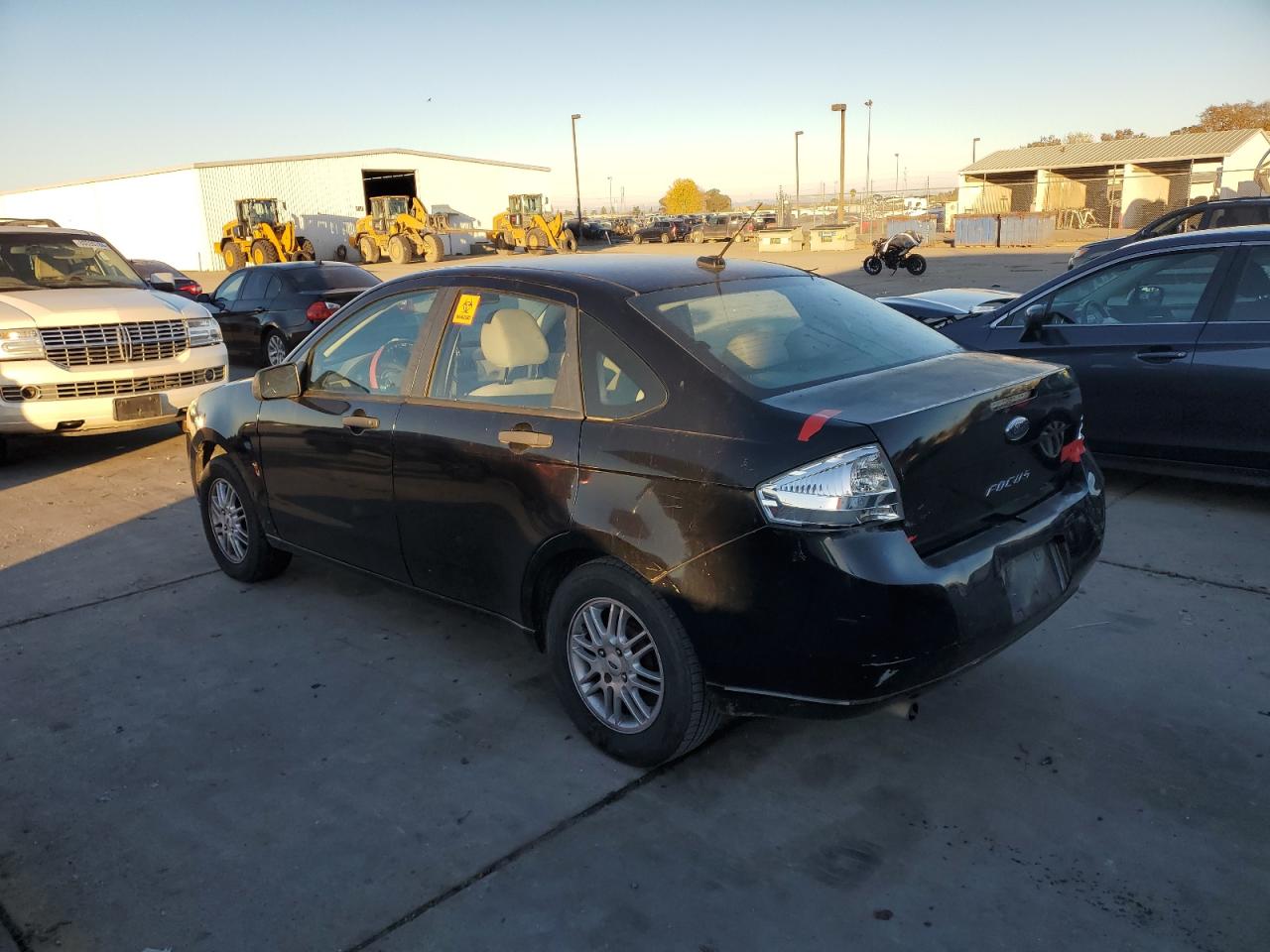 Lot #3033001011 2009 FORD FOCUS SE