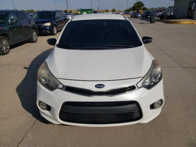 VIN KNAFZ5A33G5574141 2016 KIA FORTE no.5