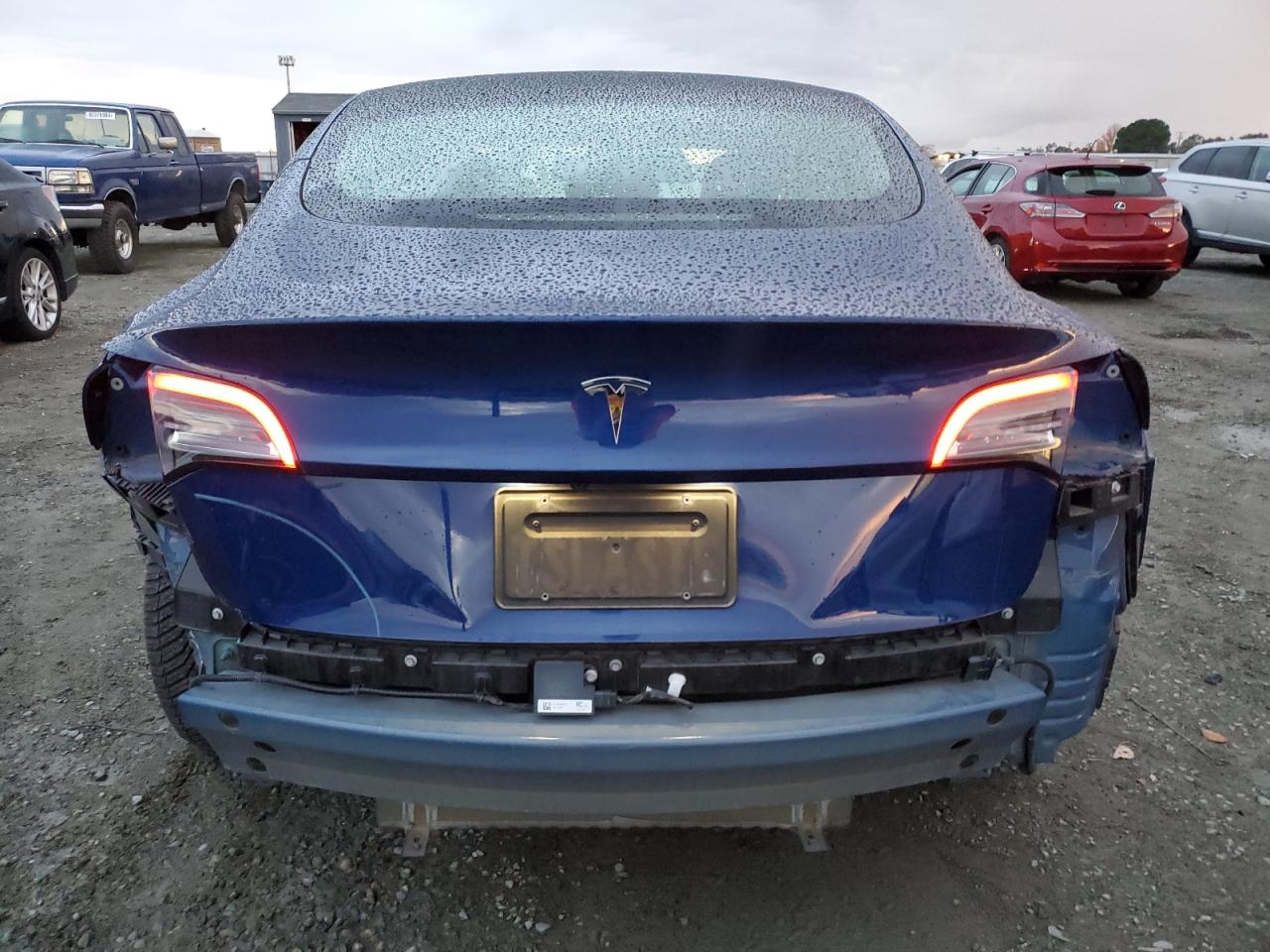 Lot #2979643570 2018 TESLA MODEL 3