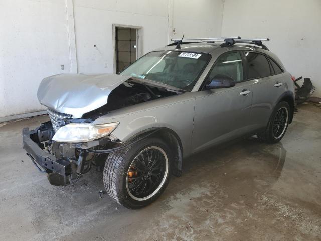 2004 INFINITI FX35 #3024909383