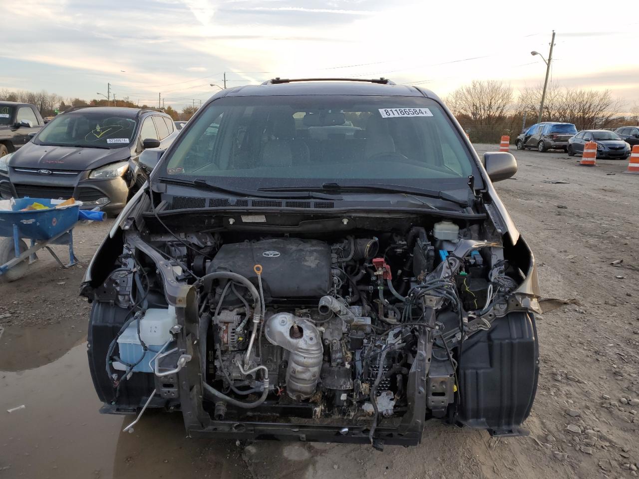 Lot #3008911541 2017 TOYOTA SIENNA XLE