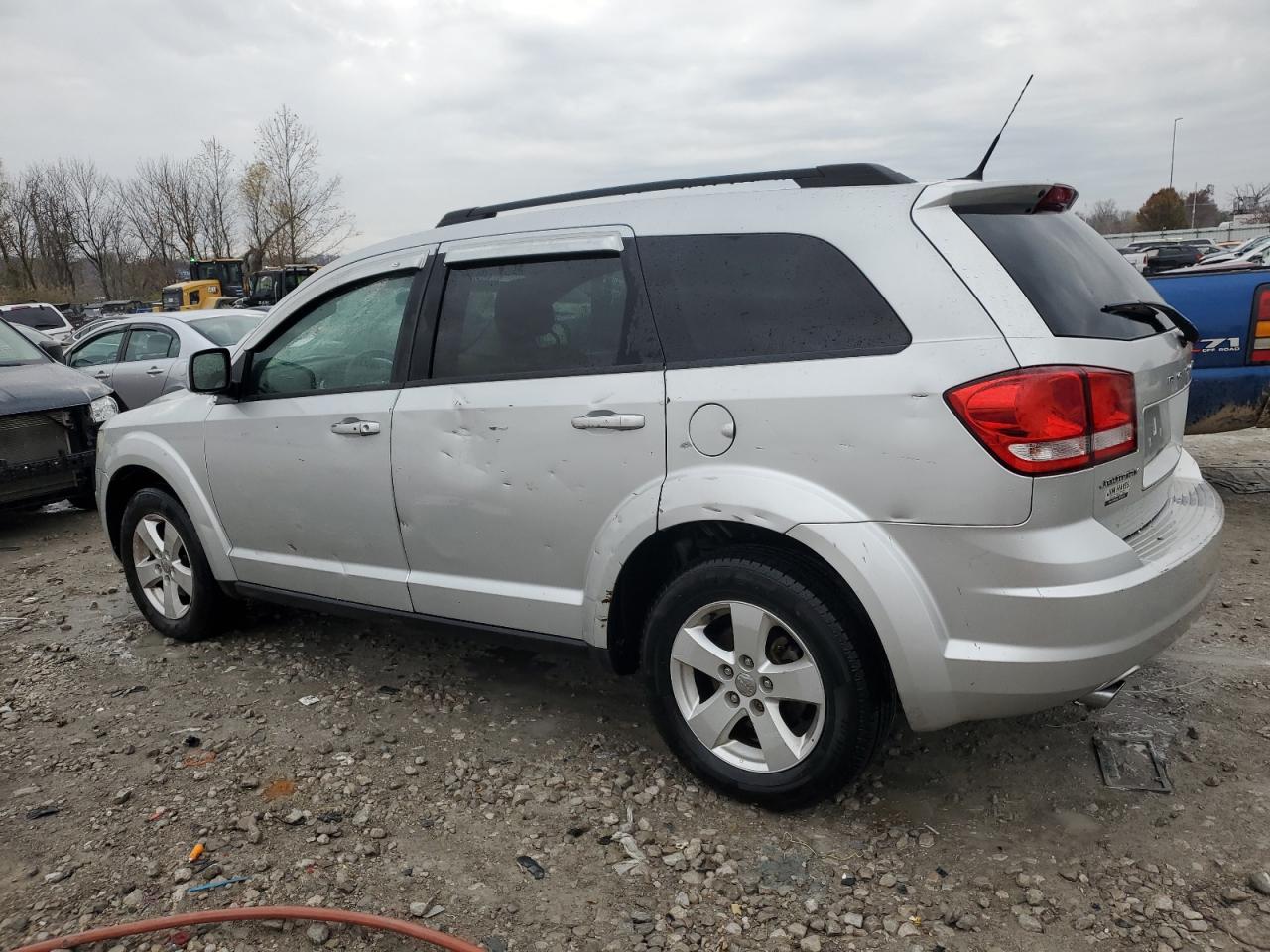 Lot #3020944692 2011 DODGE JOURNEY MA