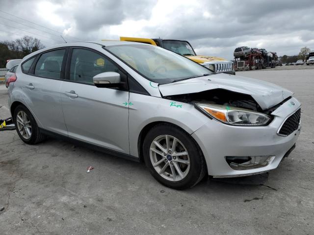 VIN 1FADP3K21HL302491 2017 Ford Focus, SE no.4