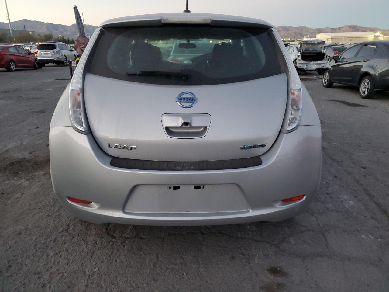 Lot #3038217748 2017 NISSAN LEAF S