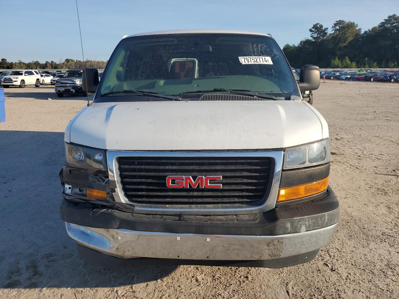 Lot #2991526876 2018 GMC SAVANA G25