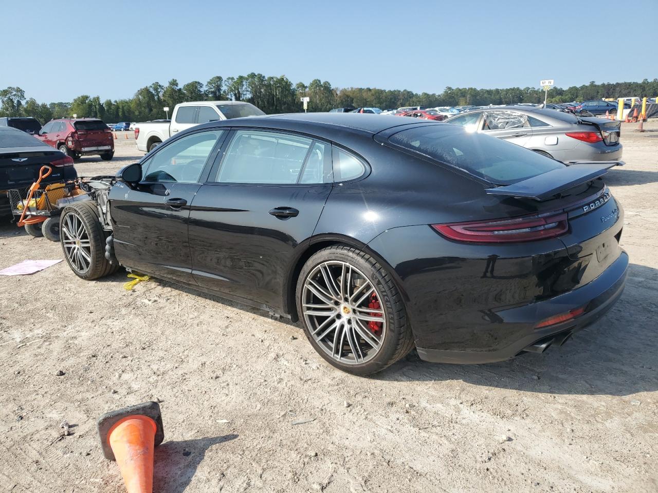 Lot #2971511715 2019 PORSCHE PANAMERA T