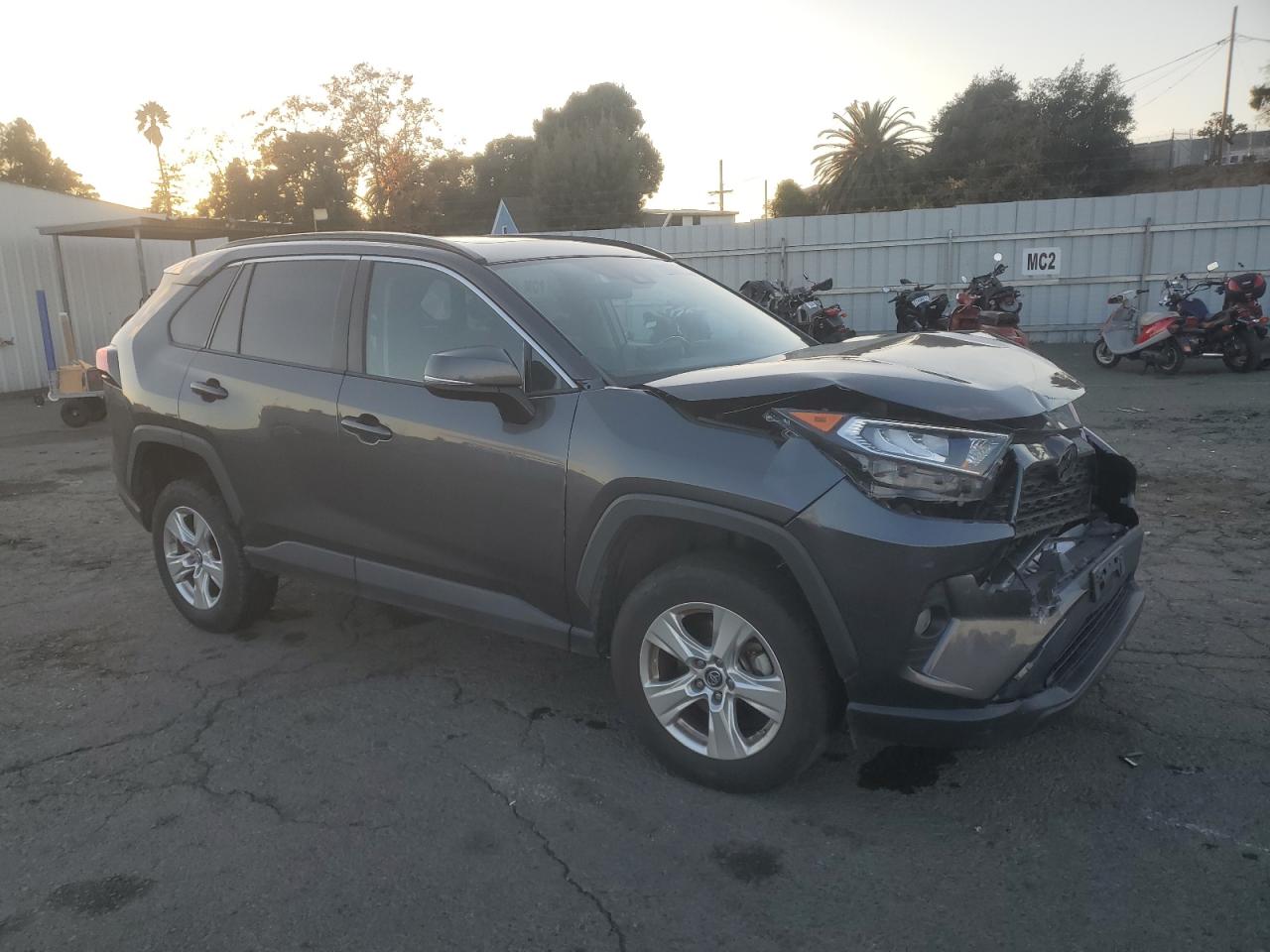 Lot #3030814504 2019 TOYOTA RAV4 XLE