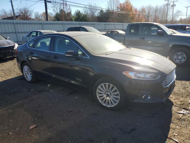 VIN 3FA6P0PU0GR252331 2016 Ford Fusion, Se Phev no.4