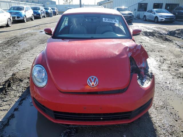 VIN 3VW5X7ATXDM825899 2013 VOLKSWAGEN BEETLE no.5