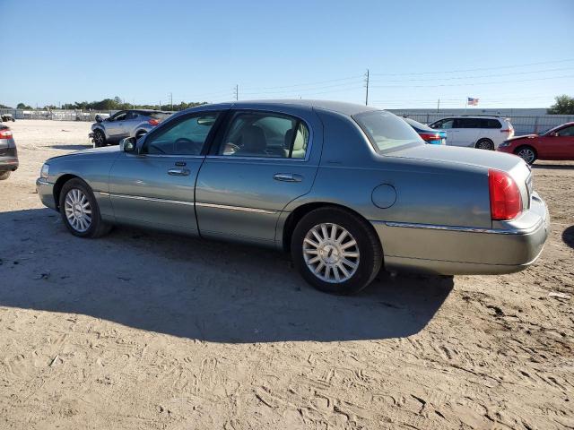 LINCOLN TOWN CAR E 2004 green sedan 4d gas 1LNHM81W34Y667253 photo #3