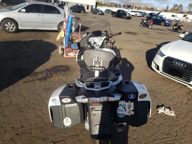 2018 BMW R1200 RT - WB10A130XJZ467404