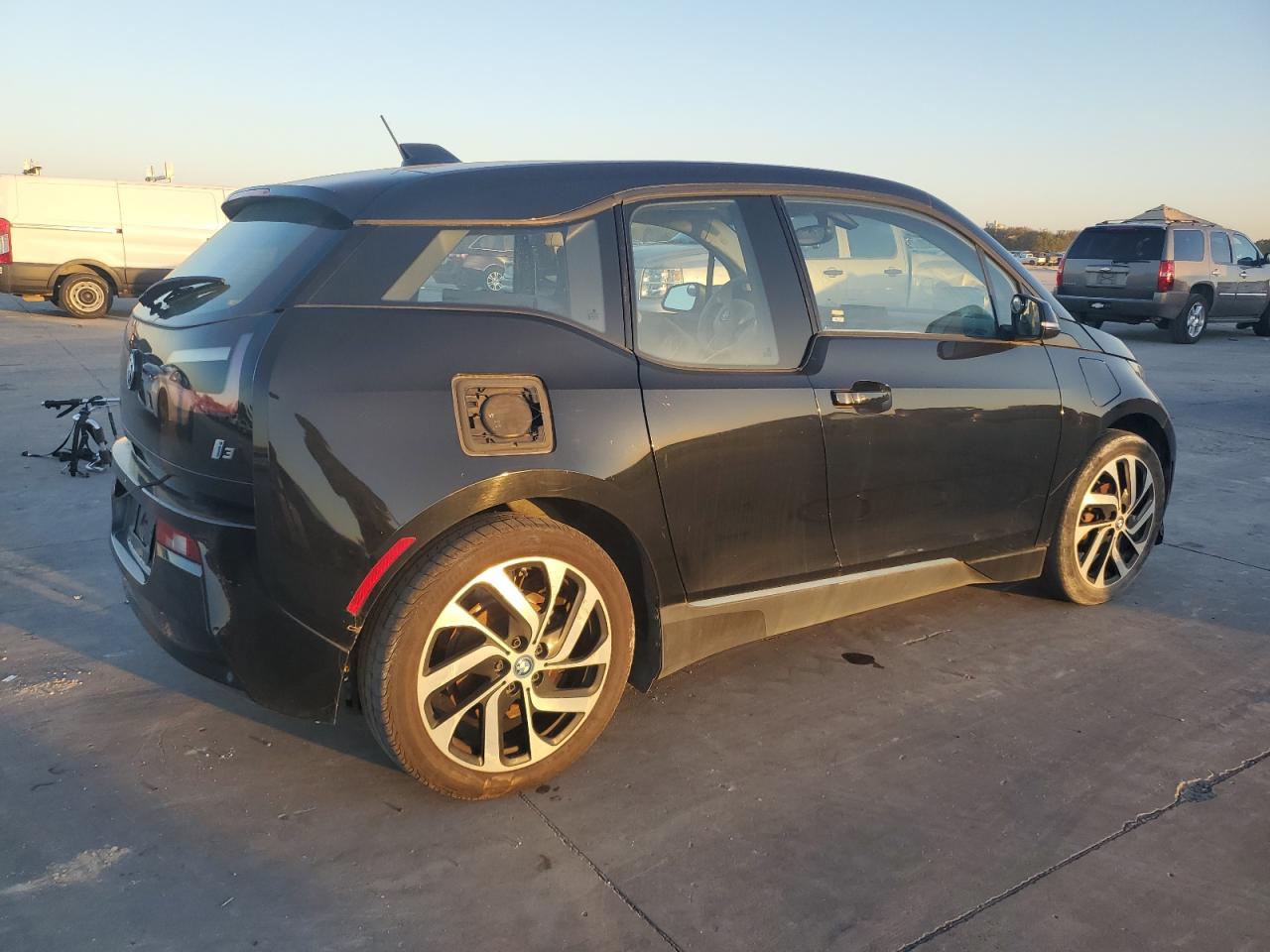 Lot #2961870212 2017 BMW I3 REX