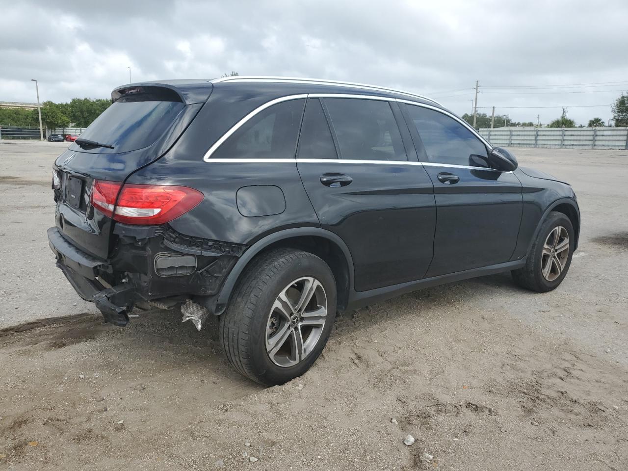 Lot #2989222736 2018 MERCEDES-BENZ GLC 300