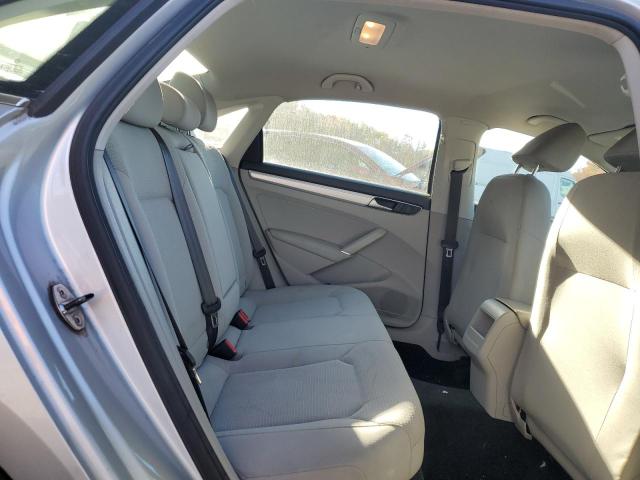 2016 VOLKSWAGEN PASSAT S - 1VWAT7A3XGC032277