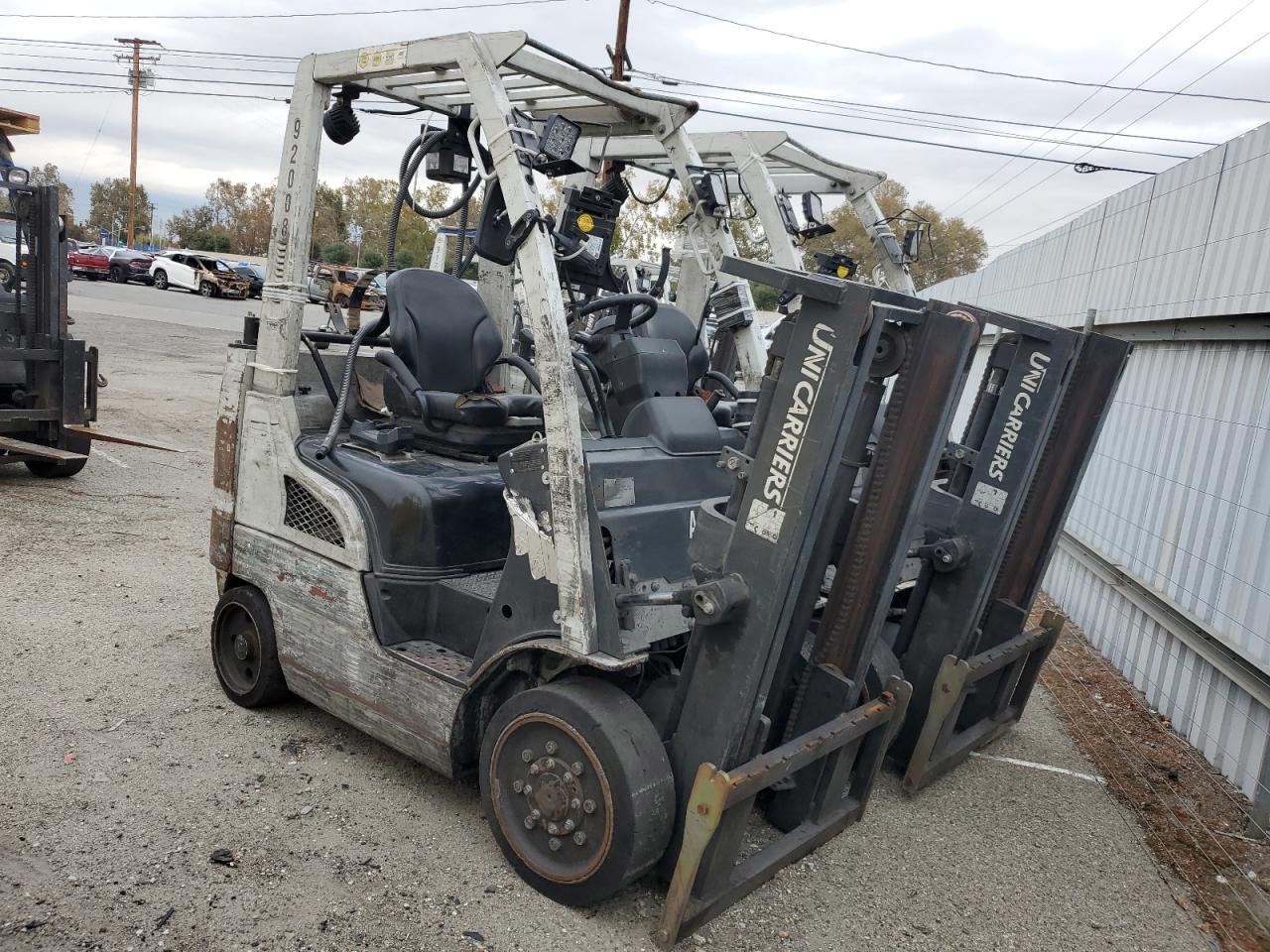 Lot #3020986331 2016 NISSAN FORKLIFT