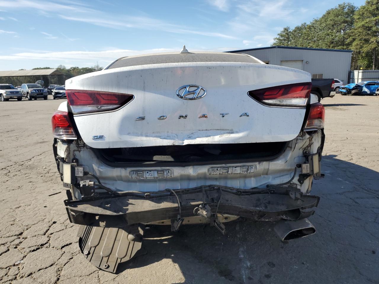 Lot #3030623087 2018 HYUNDAI SONATA SE