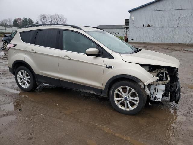 VIN 1FMCU9GD4JUD28624 2018 FORD ESCAPE no.4