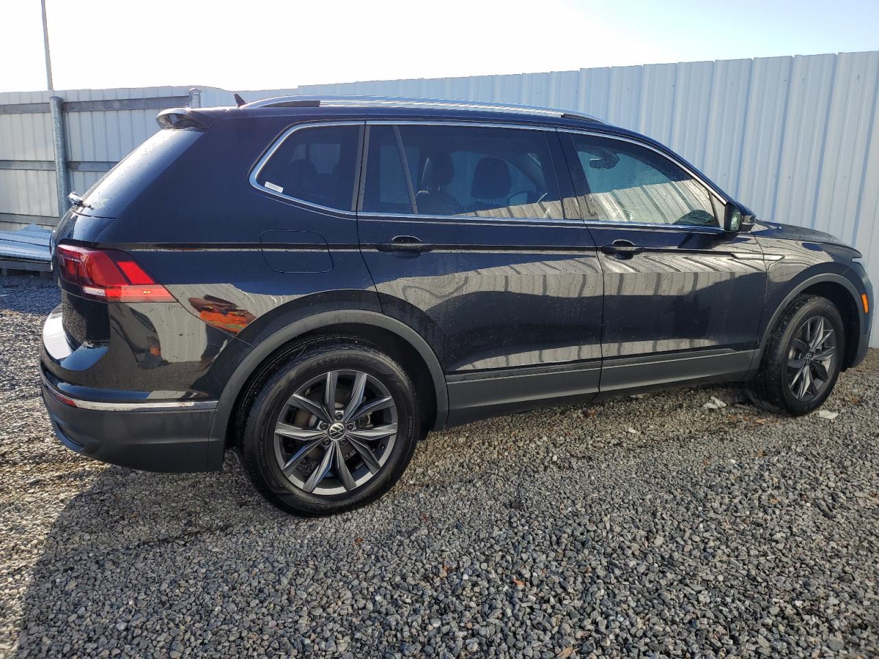 Lot #2969100346 2023 VOLKSWAGEN TIGUAN SE