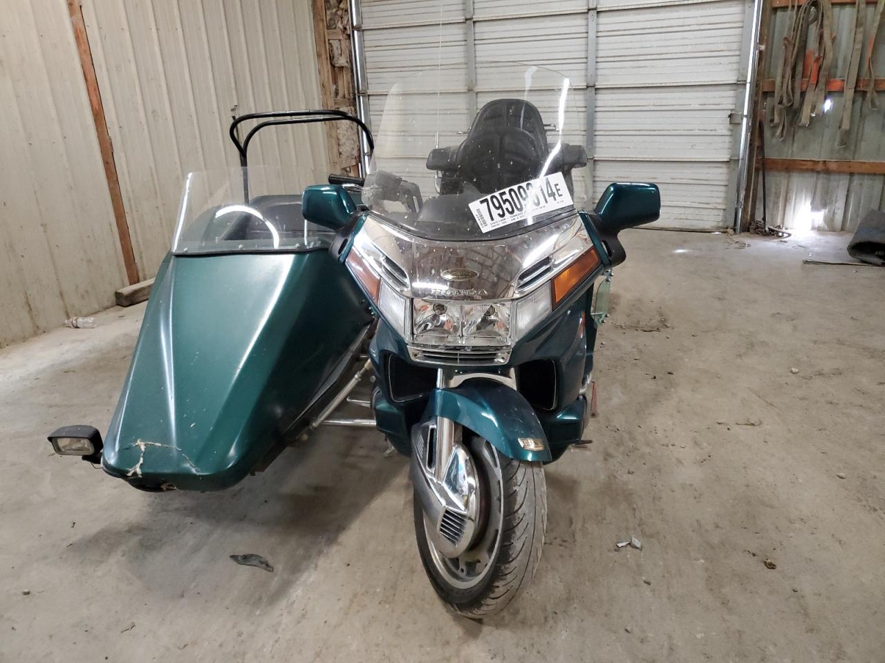 Lot #2974791187 1995 HONDA GL1500 A/2