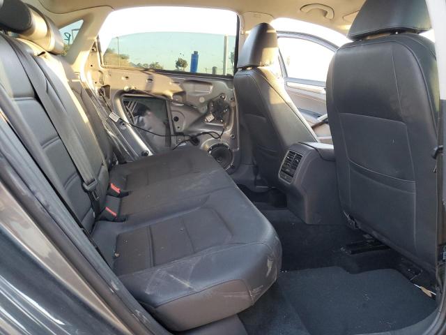 2018 VOLKSWAGEN PASSAT SE - 1VWBA7A39JC000163
