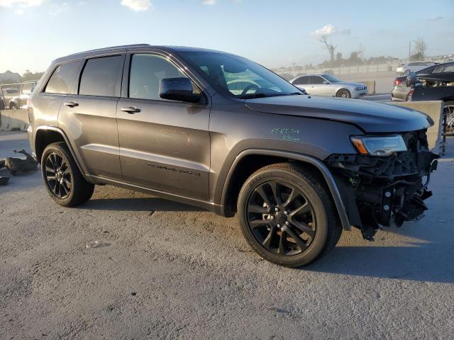 VIN 1C4RJEAG5LC123180 2020 Jeep Grand Cherokee, Laredo no.4