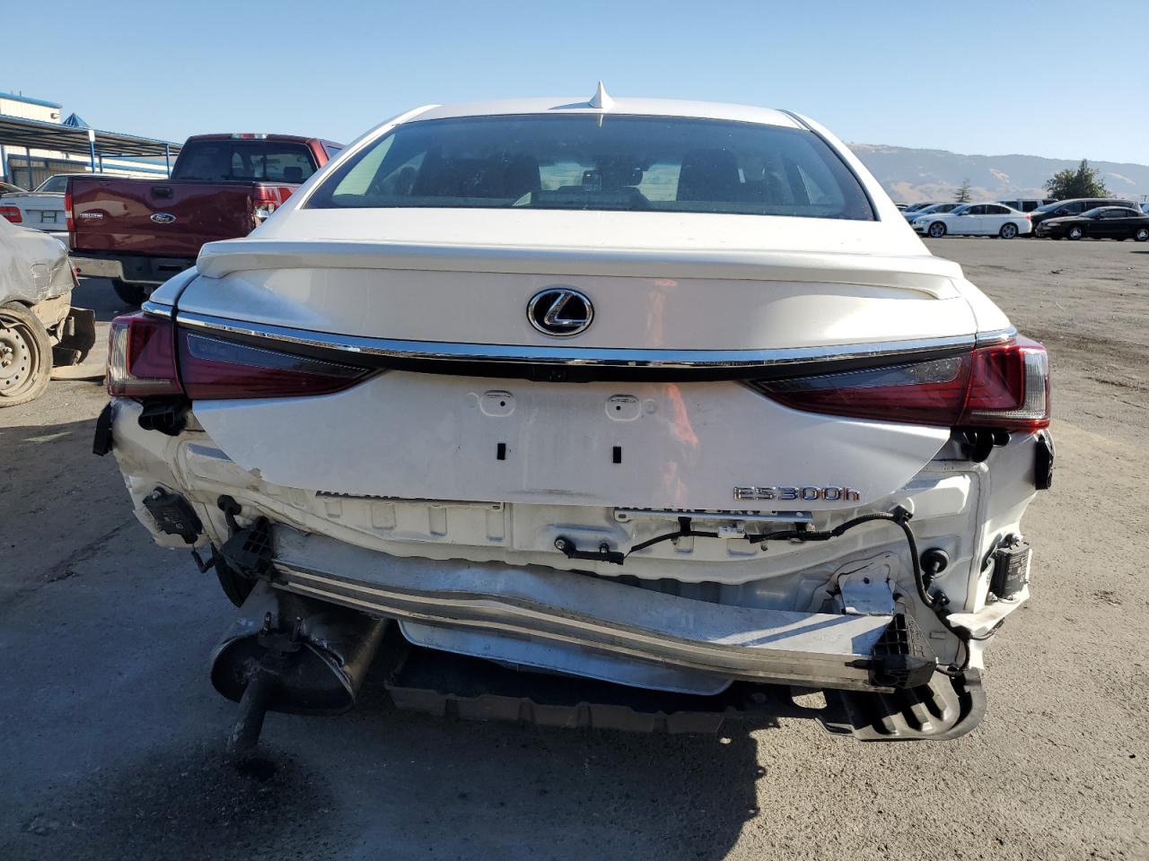 Lot #2960246823 2021 LEXUS ES 300H