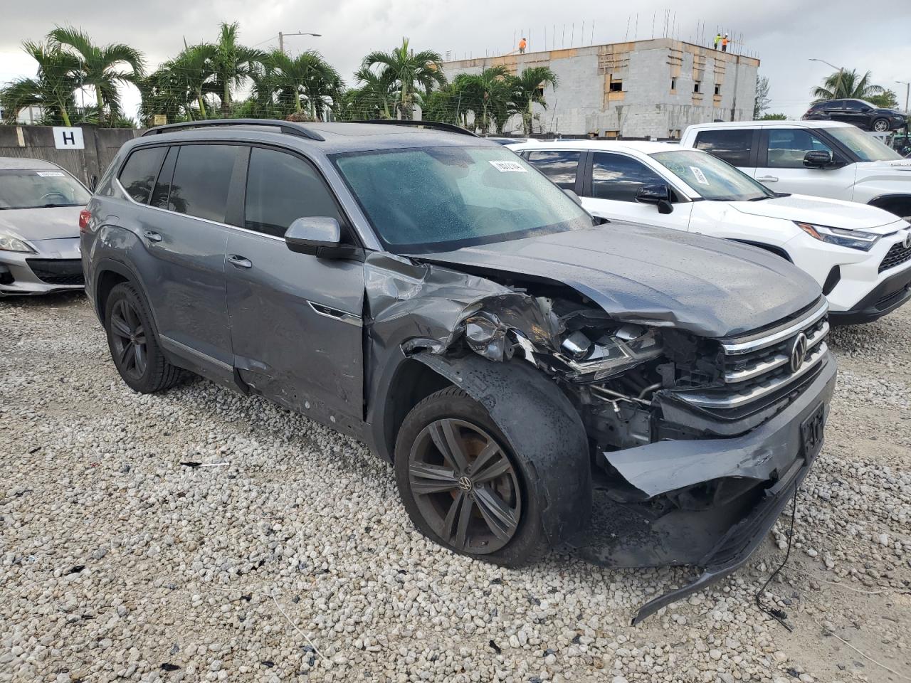 Lot #2980750393 2021 VOLKSWAGEN ATLAS SE