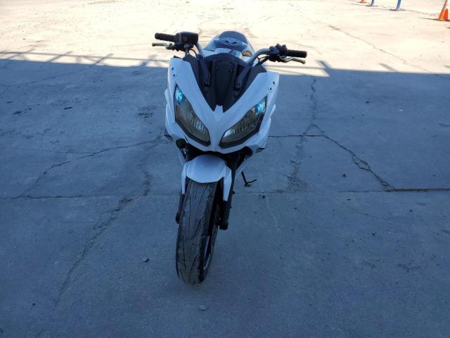 2015 KAWASAKI EX650 F - JKAEXEF11FDA19640