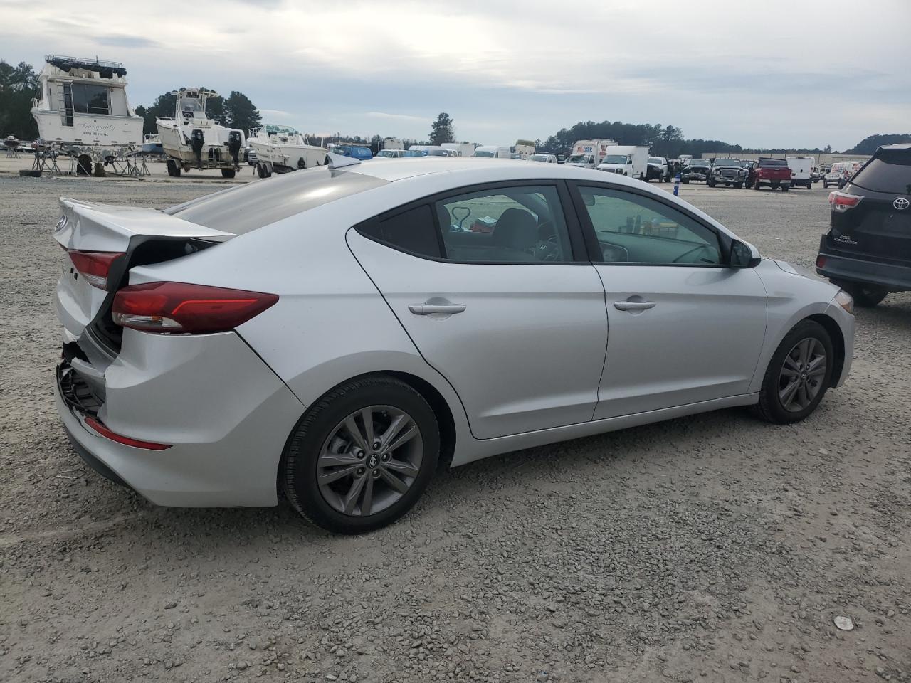 Lot #3024506376 2018 HYUNDAI ELANTRA SE