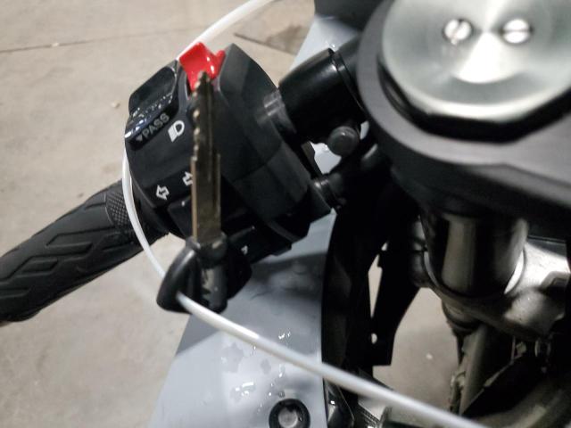 2013 SUZUKI GSX-R600 JS1GN7FA7D2102473